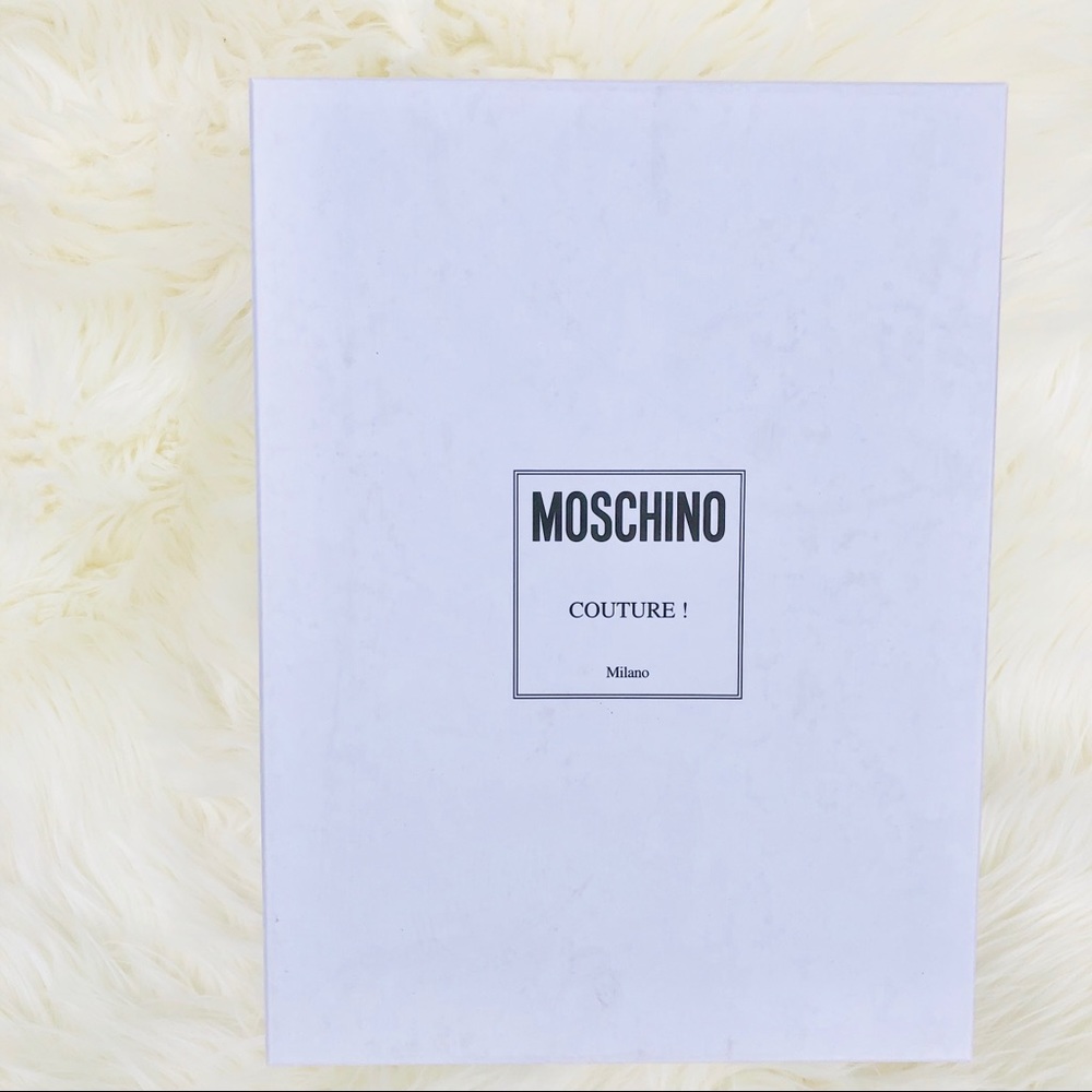 New: MOSCHINO Booties - Picture 6 of 8